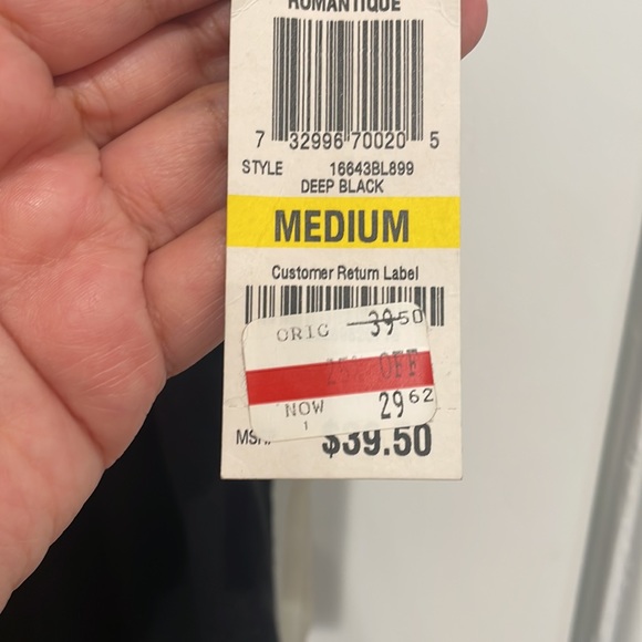 NWT INC women’s blouse. Size medium. - Picture 5 of 6